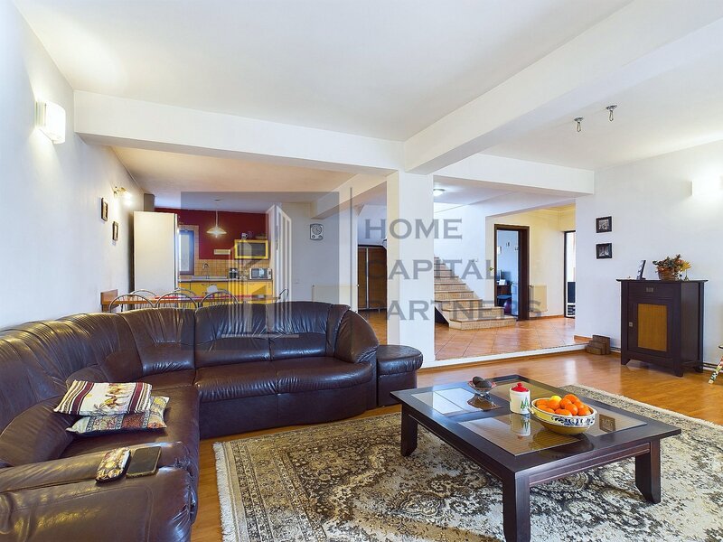 Buftea, casa de vanzare 6 camere, 3 bai, utilitati.